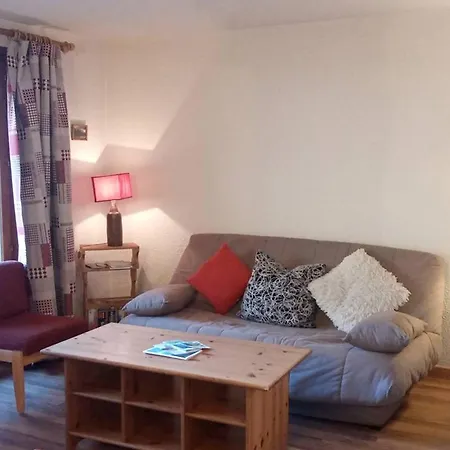 Duplex 3 Pièces Avec Piscine Près Des Pistes - Fr-1-573-25 *